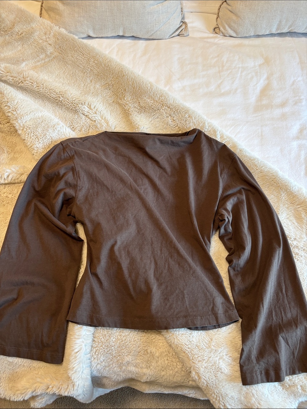 H&M Brown Long-Sleeve Crewneck Tee